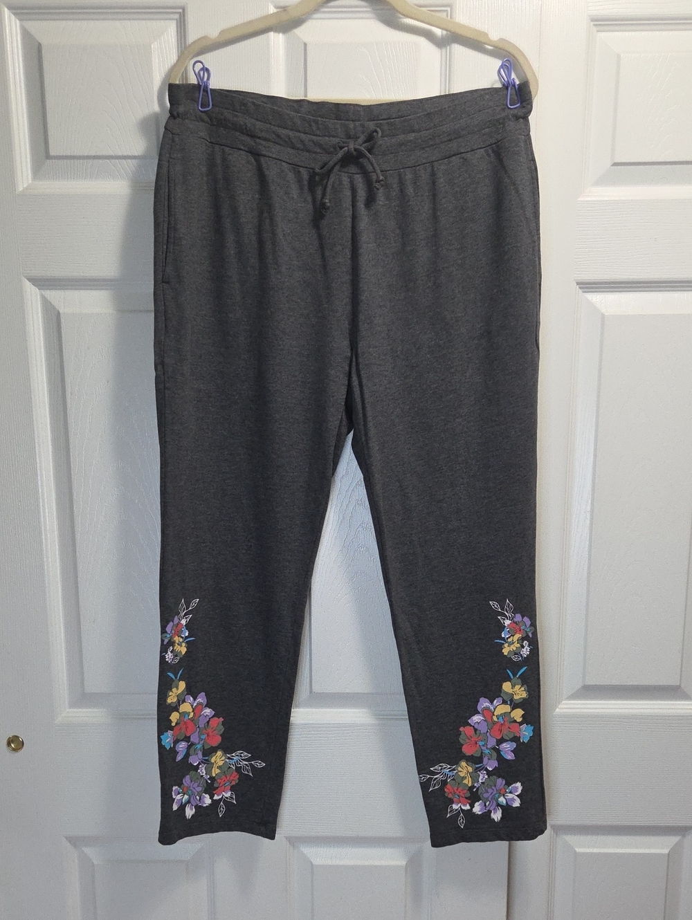 Chico's Charcoal Knit Pants with Colorful Florals